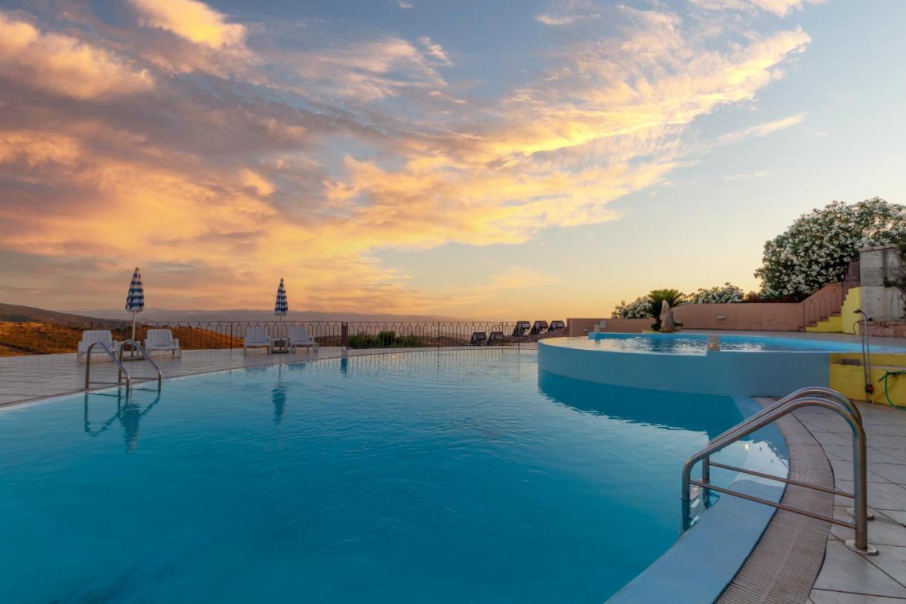 Residence Pala Stiddata With Panoramic Swimming Pool Trinità d'Agultu Eksteriør billede