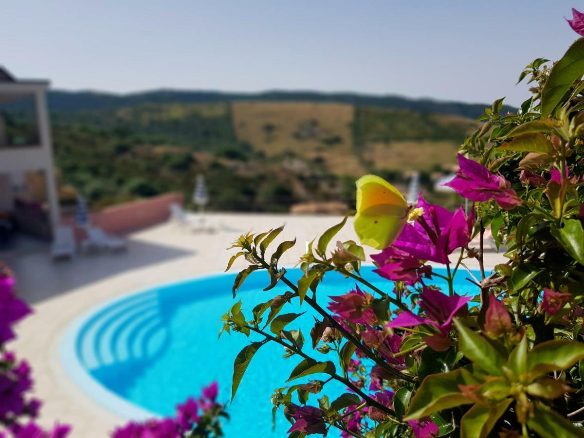 Residence Pala Stiddata With Panoramic Swimming Pool Trinità d'Agultu Eksteriør billede
